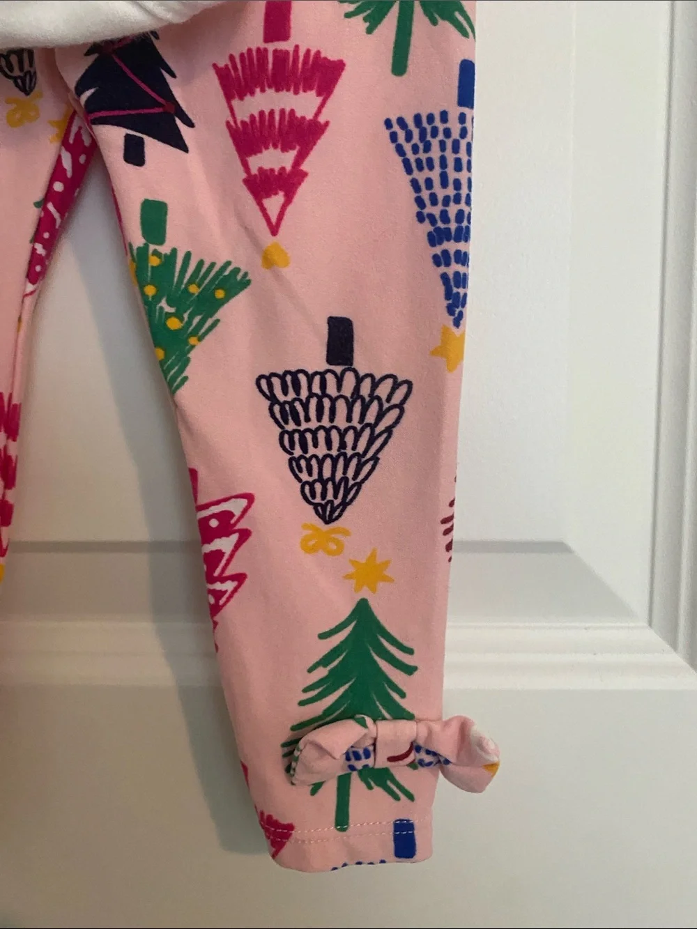 crown & ivy White 'Merry & Bright' Bodysuit with Pink Holiday Tree Leggings